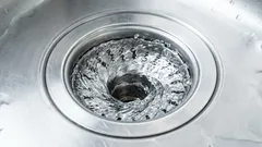 もう薬剤は不要：配管工が教える、詰まりを数分で解消する賢い方法